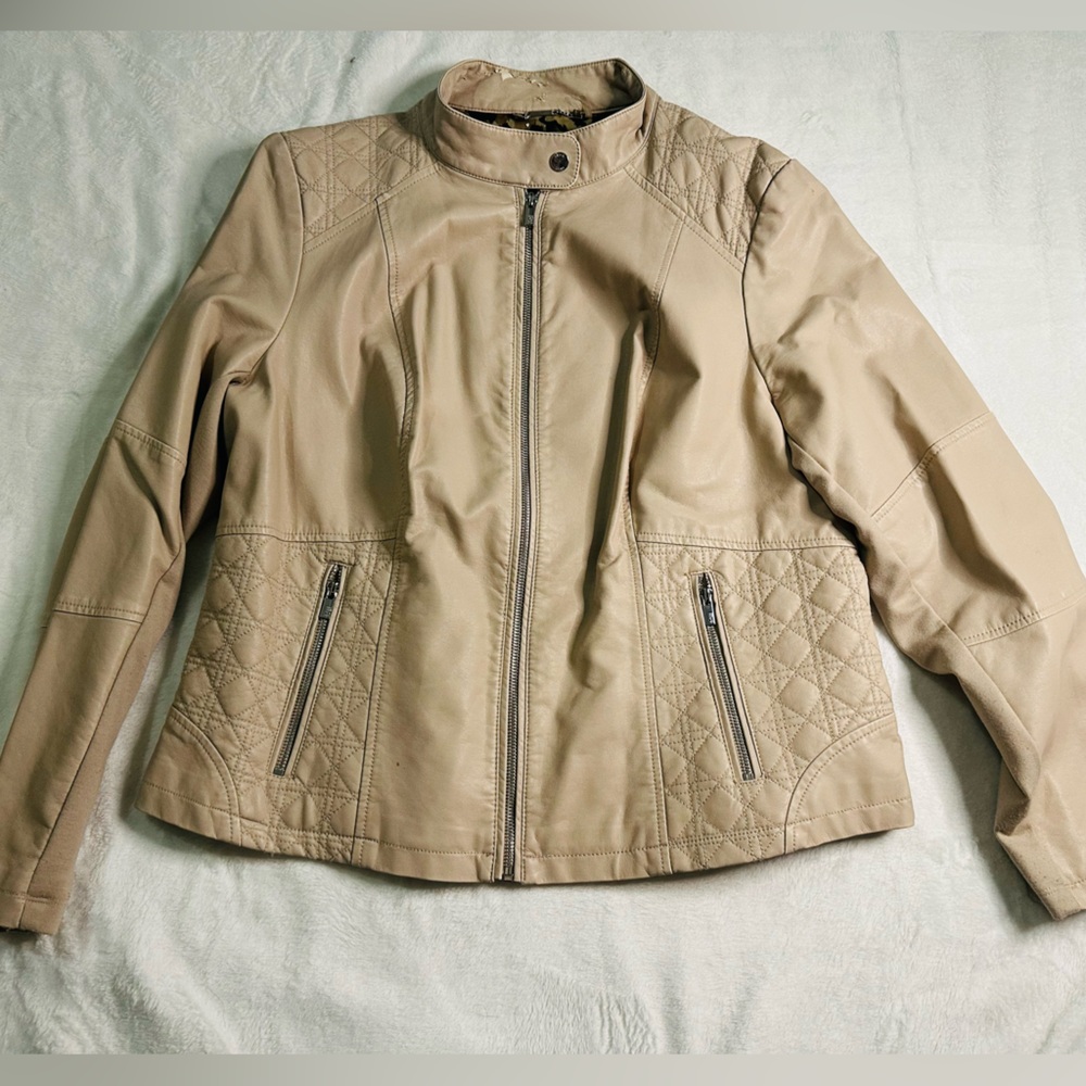 Black Rivet Beige Faux Leather Moto Jacket 1X Quilted